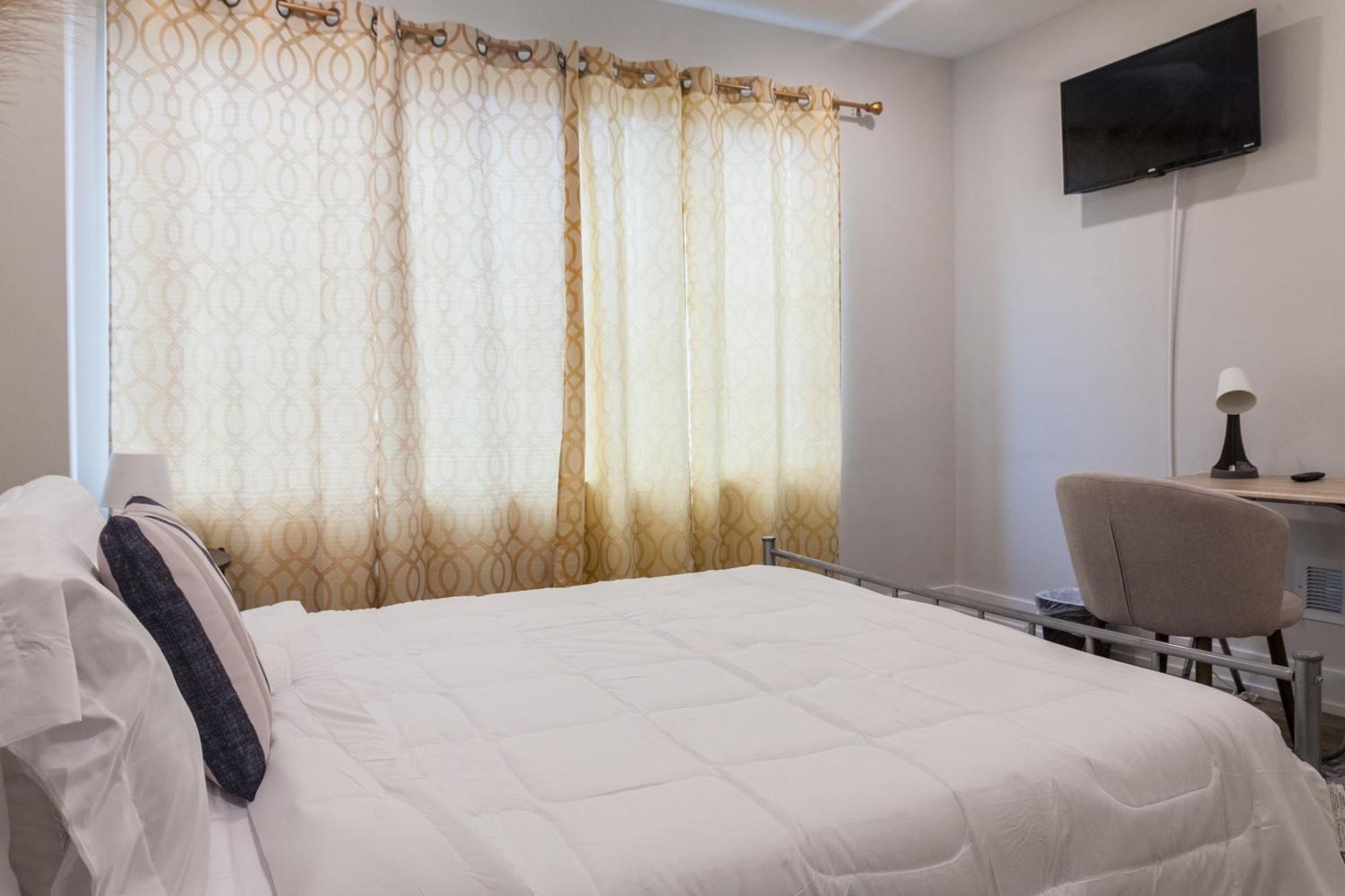2 Bedroom Spacious Retreat-wd-wifi Free Parking * Filadelfia